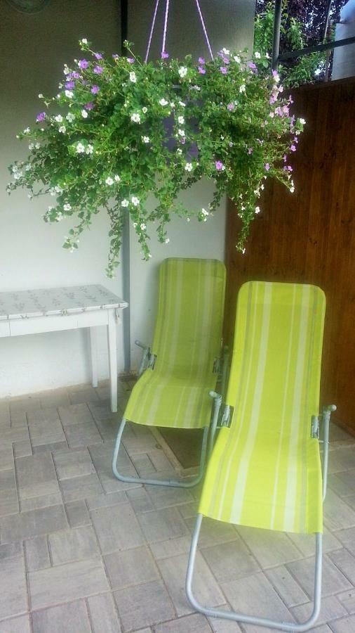 Relax U Lesa Lägenhet Ratiskovice Exteriör bild